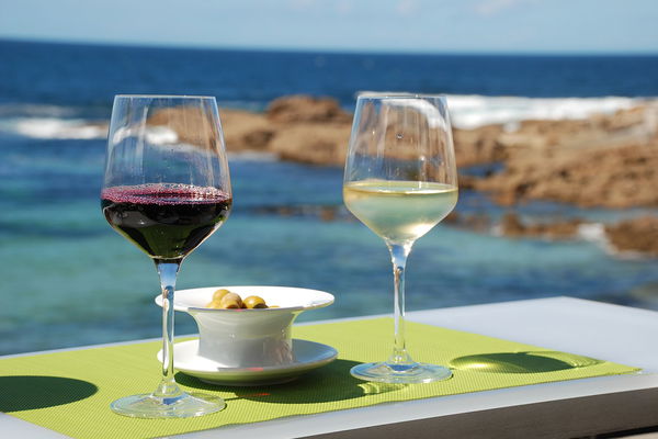 Im Urlaub Wein genießen