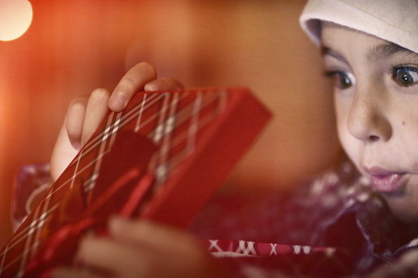 Leuchtende Augen garantiert: Die schönsten Weihnachtsgeschenke für Kids