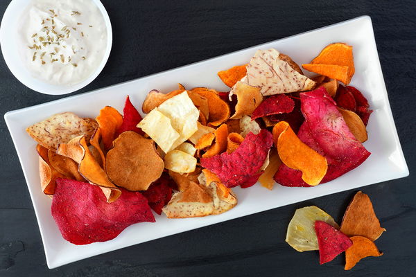 Kohlenhydrat- und fettarm: Gemüsechips-Rezepte ohne Frittieren