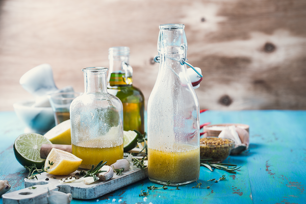 3 Rezepte für kalorienarme Salatdressings