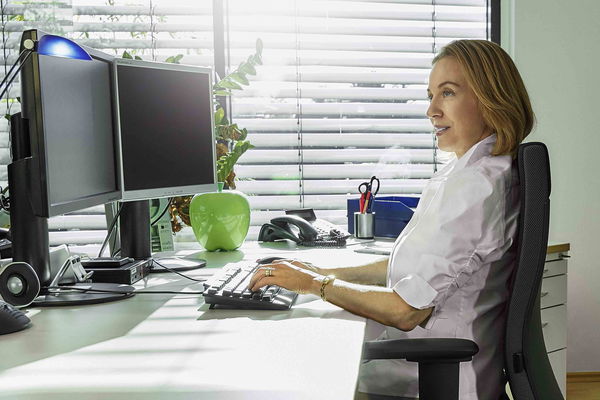 Experten-Serie Teil 3: Büro-Übungen für gesunde Gelenke