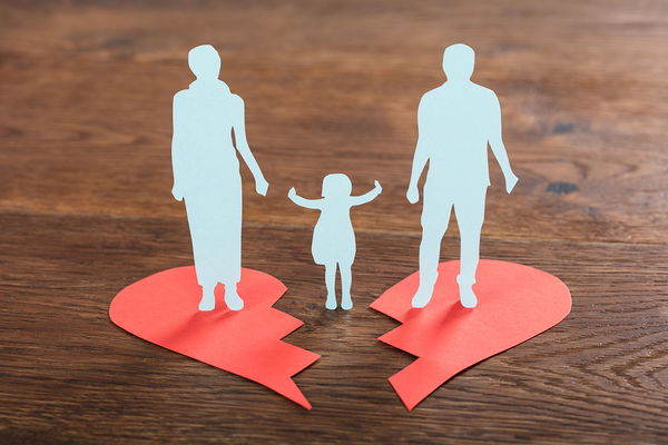 Geschichten aus dem Leben: Geschieden – und wo bleiben die Kinder?