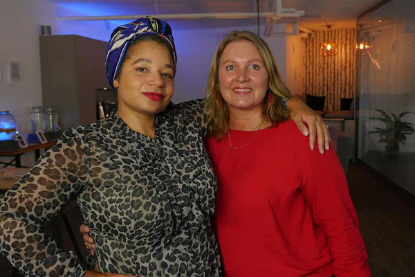 Podcast-Talk: Beauty- und Lifestyle-Bloggerin Asmona Iesha Logan im Gespräch