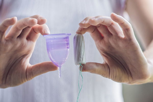 Debatte um Tamponsteuer geht an den Bundestag