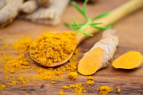 Naturheilkunde: Kurkuma statt Schmerzmittel