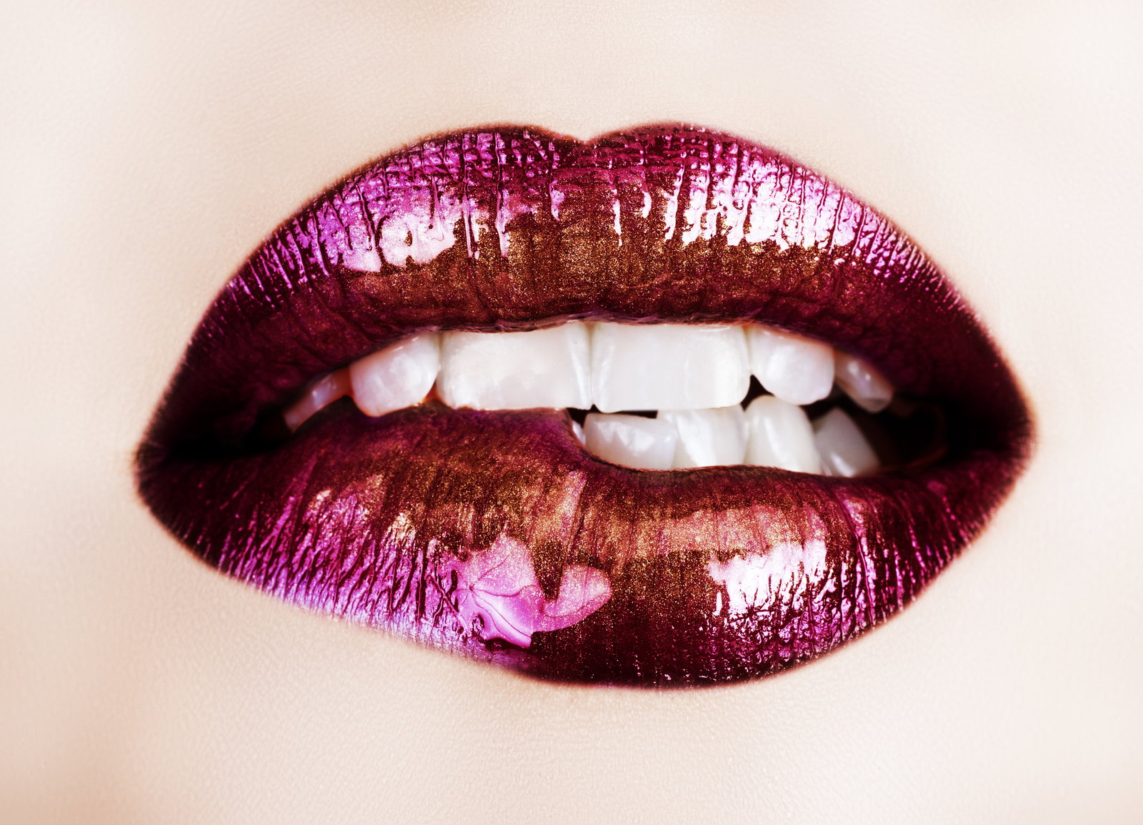 Laut Sternzeichen: Diese Lippenstiftfarbe ist die richtige für Sie